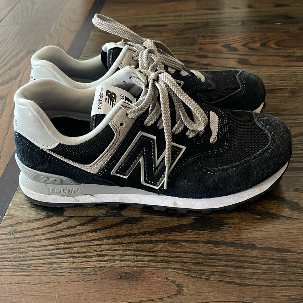 New Balance sneakers 574